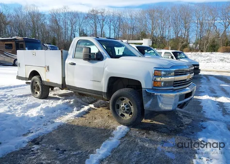2016 Chevrolet Silverado 2500Hd Wt z USA, uszkodzony, nr VIN 1GC0KUEG2GZ104048